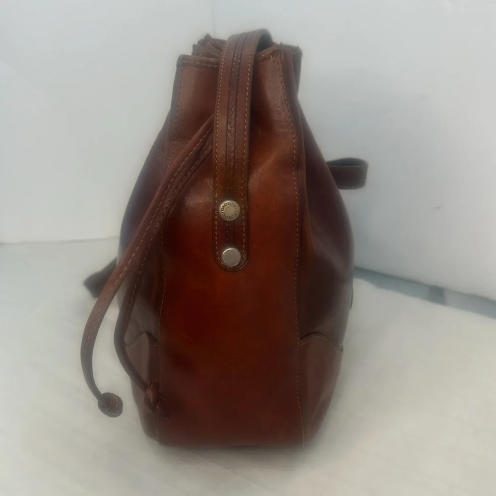 Oroton tan Molded cowhide Leather Drawstring bucket bag.